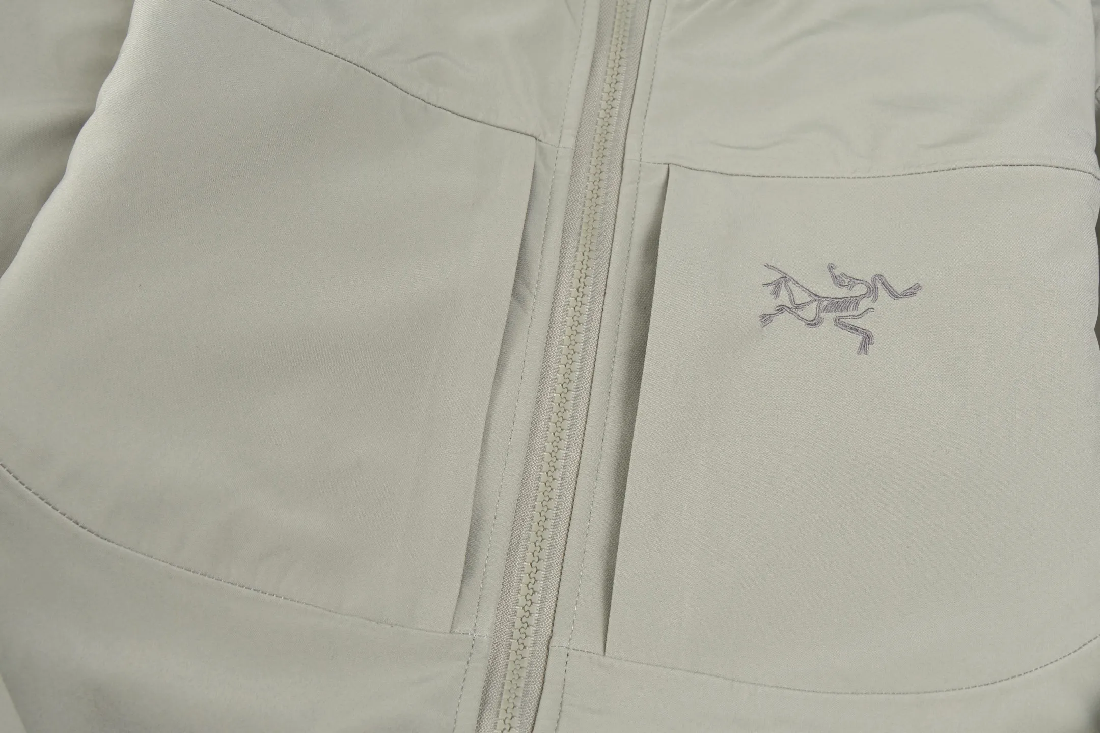 ARCTERYX GAMMA MX 100％ Series（essentials） gamma mx :Fortius 2.0 :85% ，15% :94% ，6% Gamma ，MX ， ， ， Gamma MX Top Seller， ， Series， ， ; Gamma MX ， ， ， ， ; ，New Arrival ， ， DWR ， ， ，Breathable Wind Stopper ， ， Series